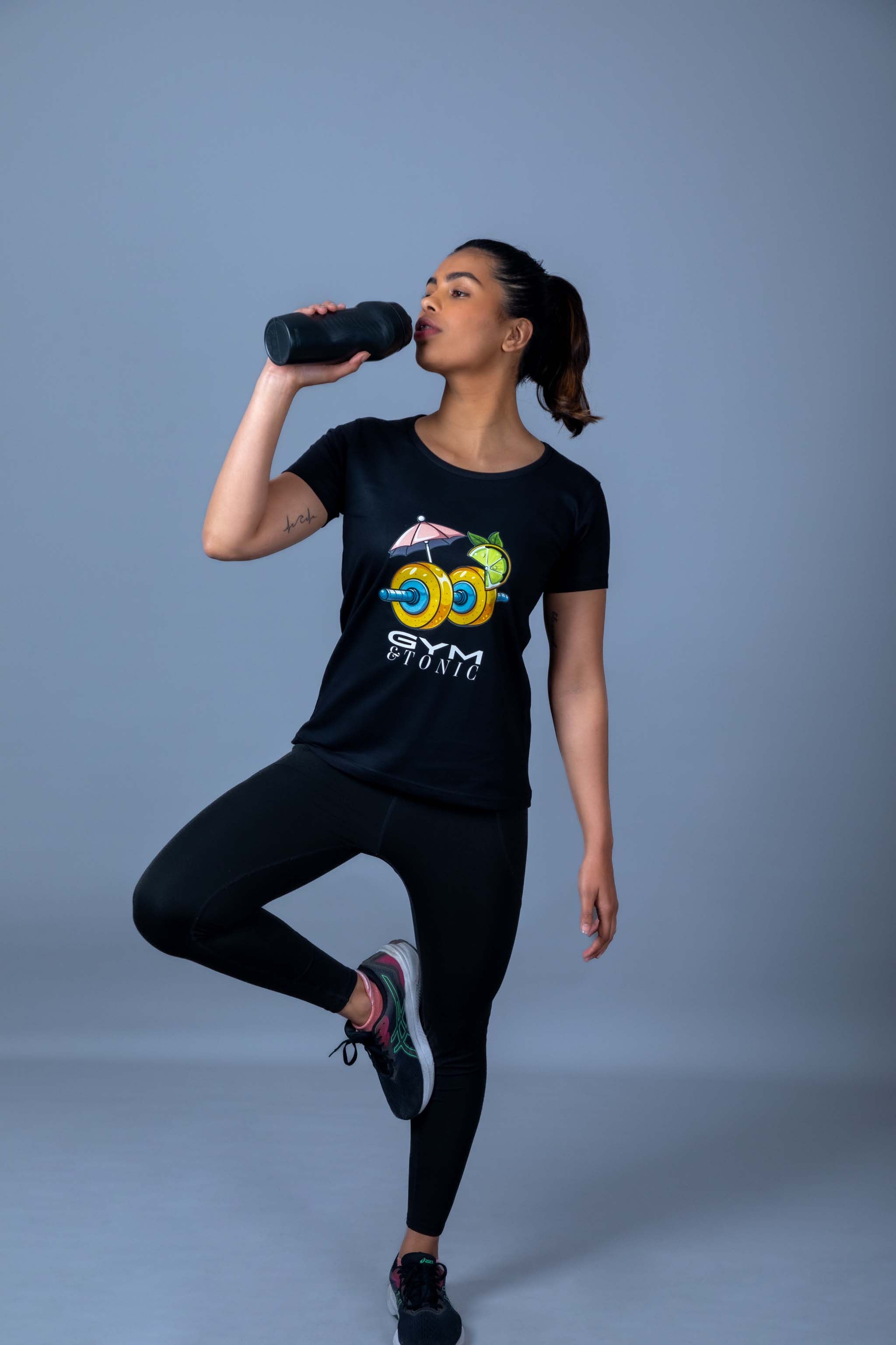 Gym & Tonic Black – Lift, Sip, Repeat