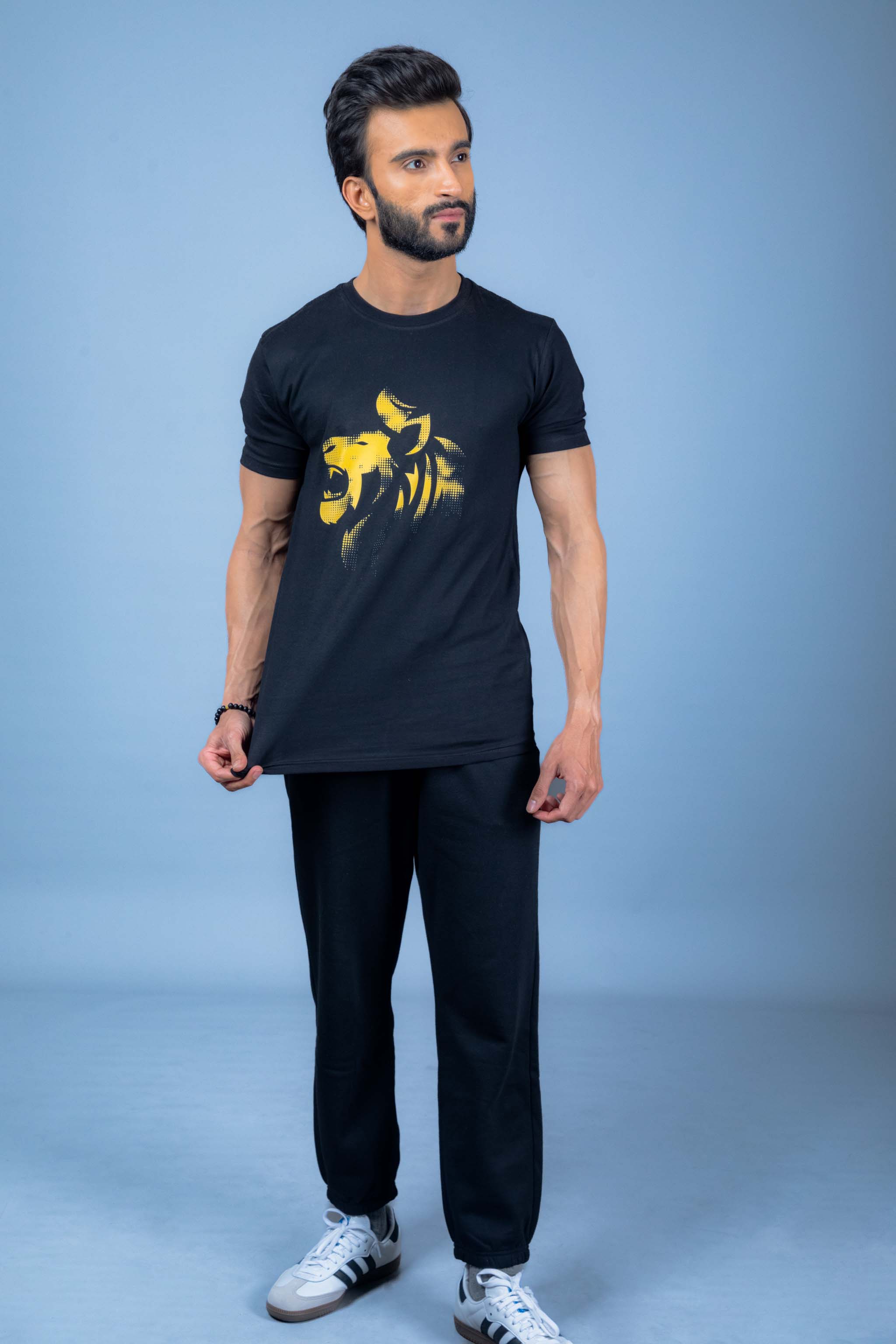 Roaring Velocity Black: Unleash Power, Speed & Relentless Energy