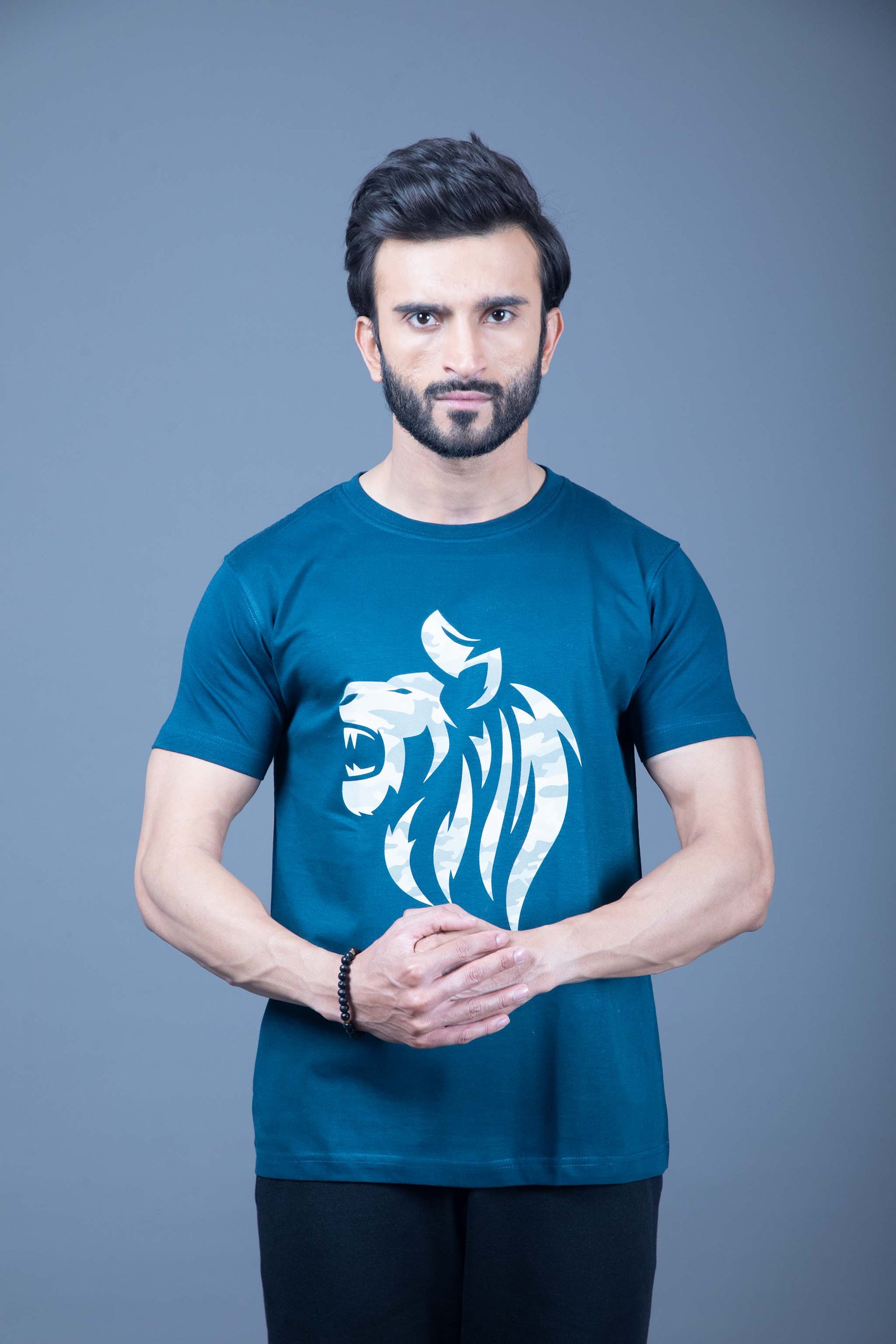 Best gym gear for men – durable, flexible, and stylish workout equipment and activewear
