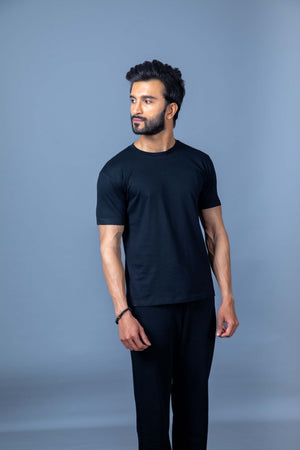 Premium man active clothing designed for movement, moisture-wicking, and all-day comfort
