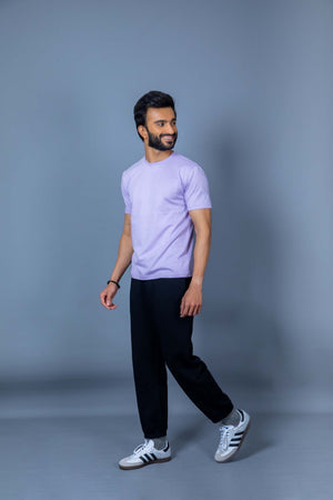Stylish men's gym fashion that combines comfort, performance, and modern design for an active lifestyle
